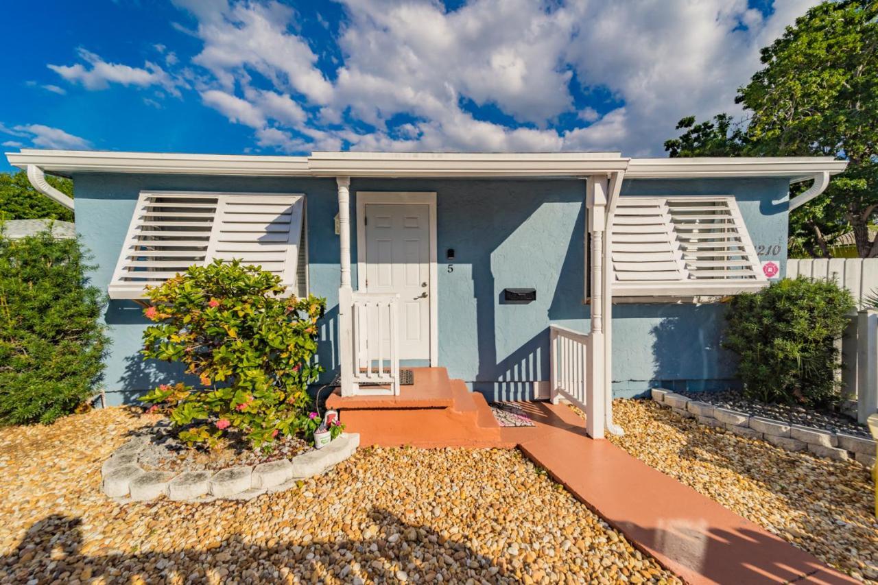 Beach Chairs, Good Kitchen, Strong Wifi On 14Th Ave Fort Lauderdale Dış mekan fotoğraf