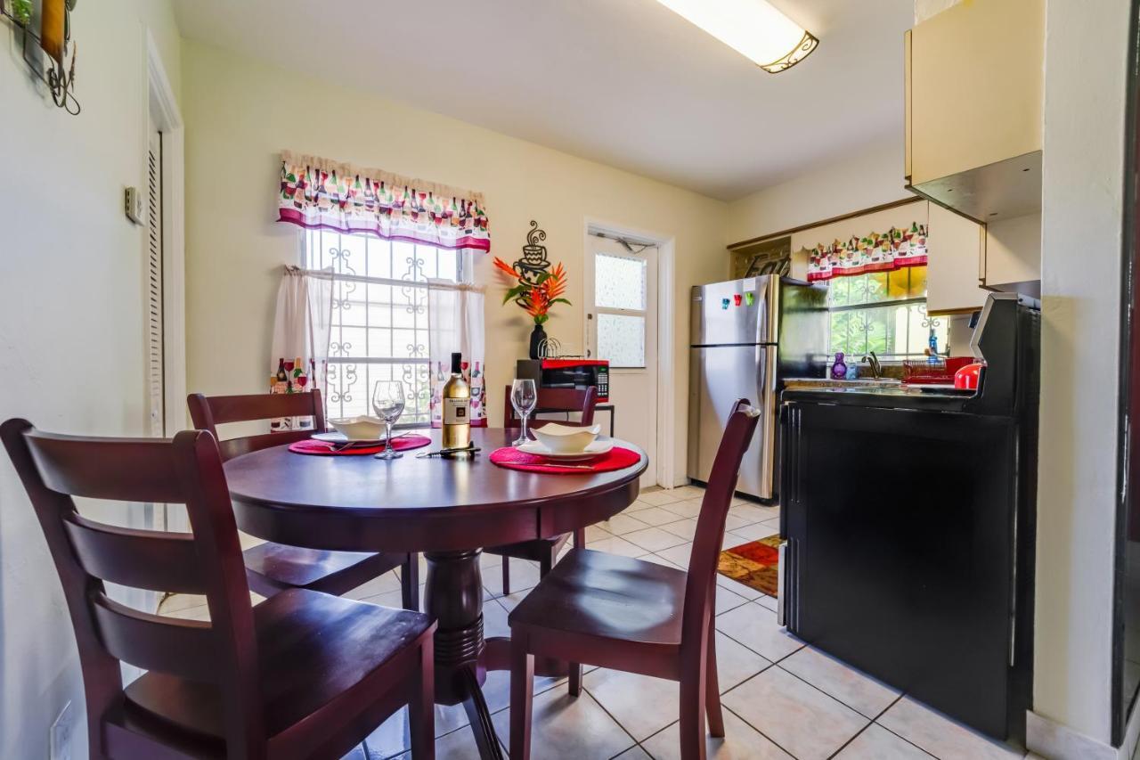 Beach Chairs, Good Kitchen, Strong Wifi On 14Th Ave Fort Lauderdale Dış mekan fotoğraf